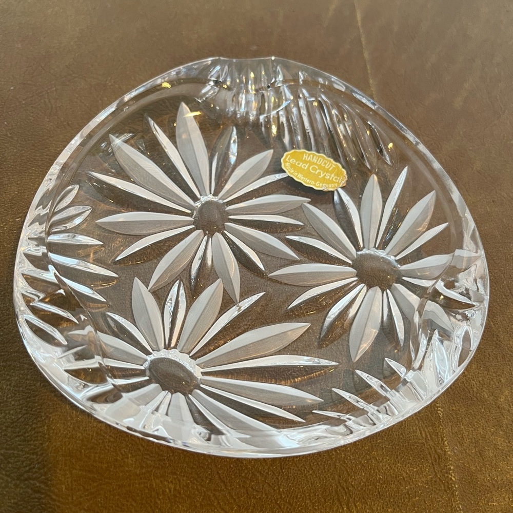 Vintage Crystal Ashtray Featuring a Hand-cut Daisy Pattern